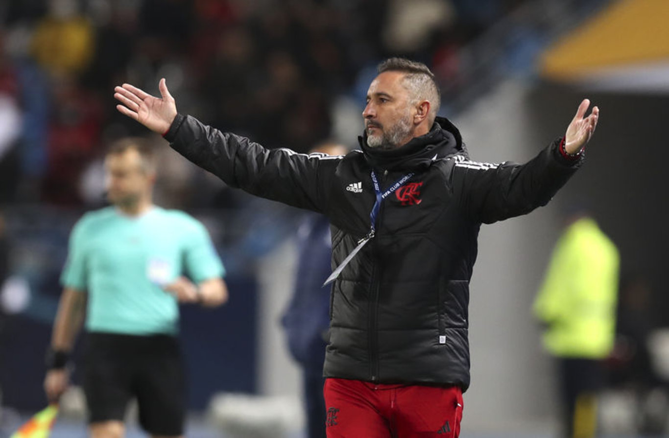 Vitor Pereira nın takımı şampiyonluk maçını alamadı