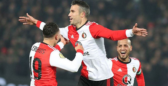 Van Persie, Feyenoord u da isyan ettirdi