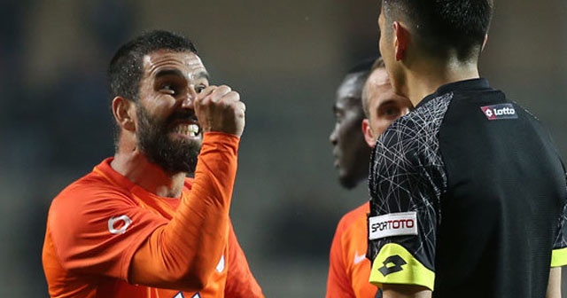 Arda Turan ın cezasına indirim geldi