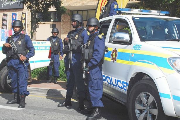 Güney Afrika da camiye saldırı: 3 ölü