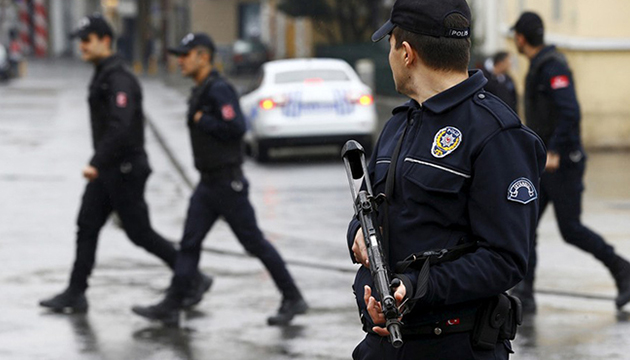 FETÖ operasyonu: 8 şüpheli yakalandı