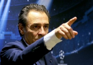Galatasaray a Prandelli den şok haber!
