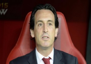 PSG, Emery ile anlaştı