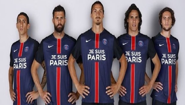 PSG den Paris için özel forma