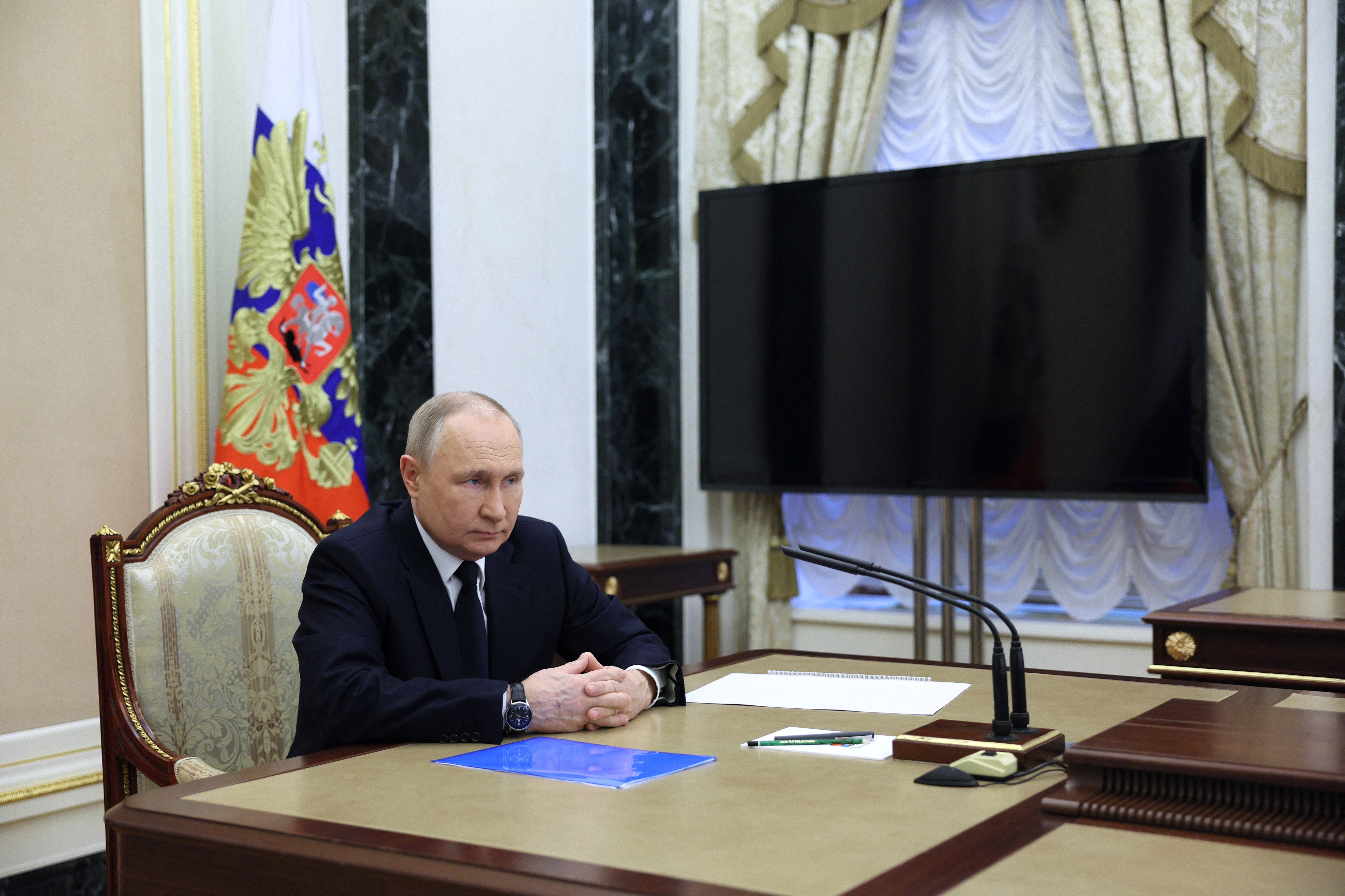 Putin den kritik  iş birliği  mesajı