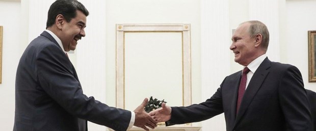 Putin, Maduro yu Kremlin de ağırladı