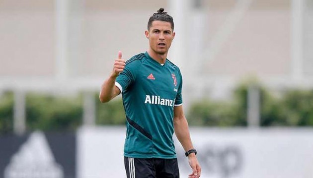 Cristiano Ronaldo dan özel Rugby idmanı