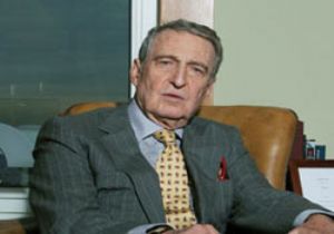 Erdoğan Koç a Yüklendi