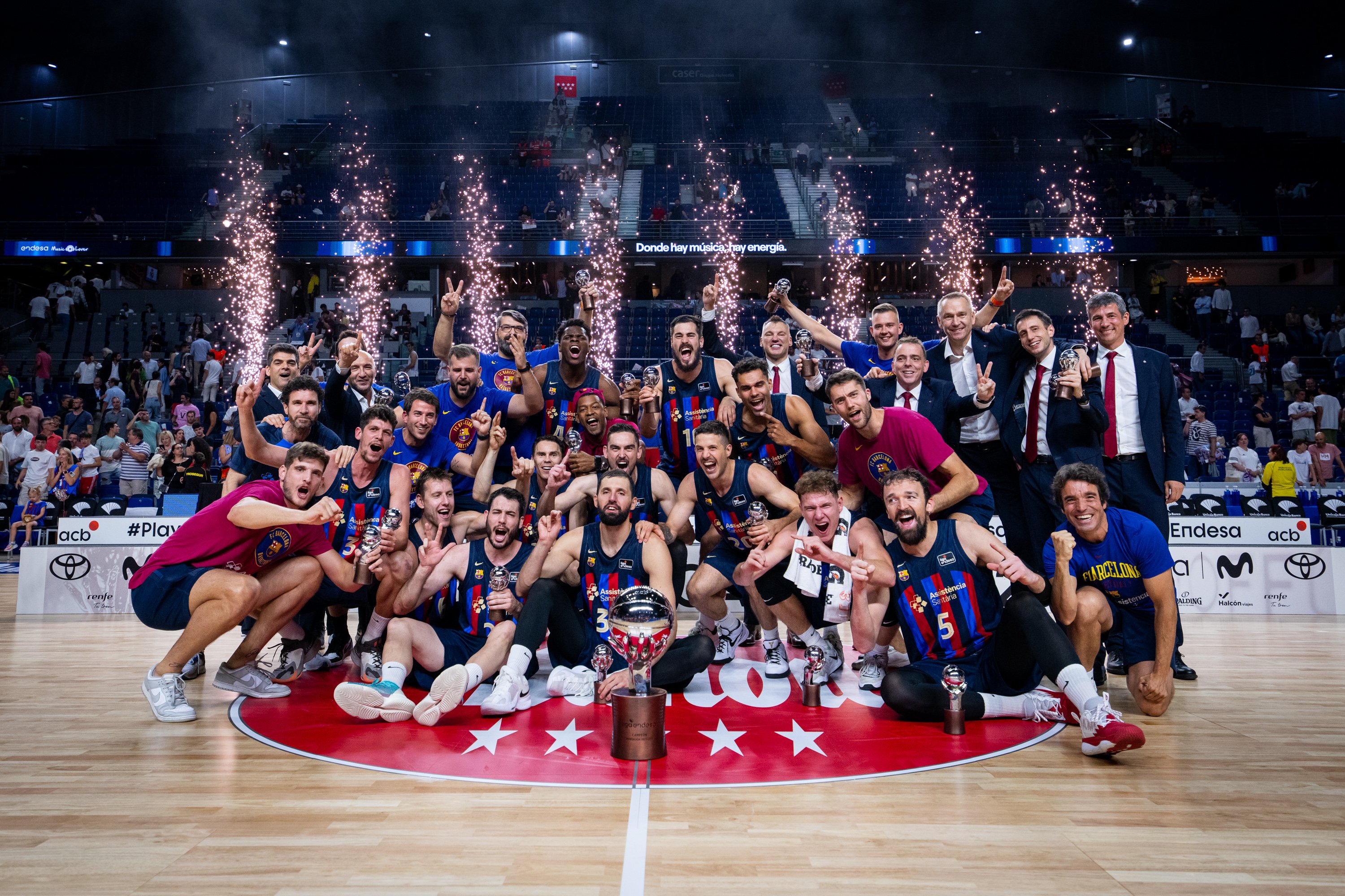 İspanya 1. Basketbol Ligi nde Barcelona şampiyon oldu