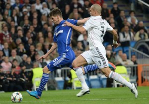 Shalke Real Madrid i yendi! Ama tura yetmedi!