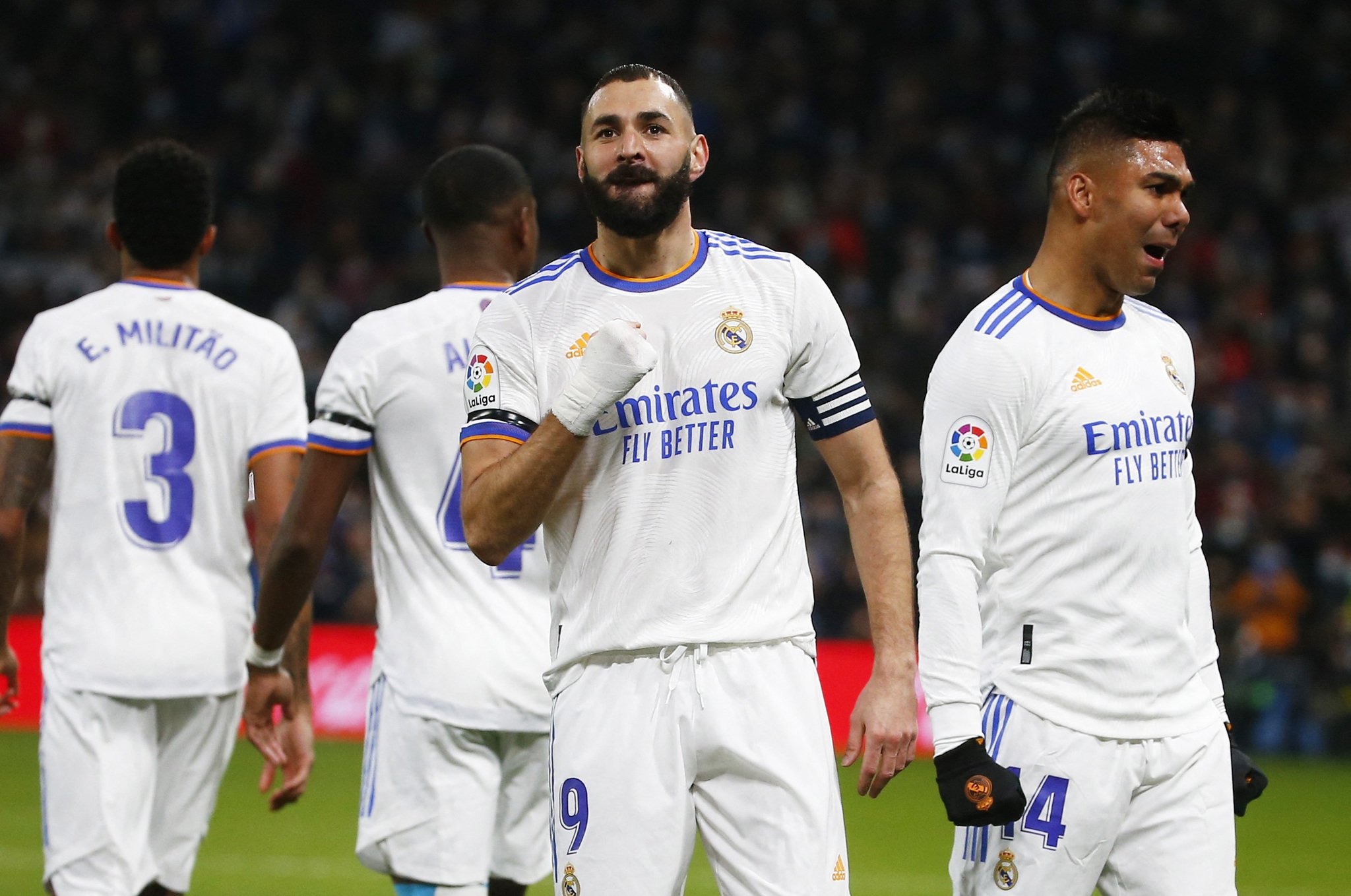 Real Madrid seriye bağladı!