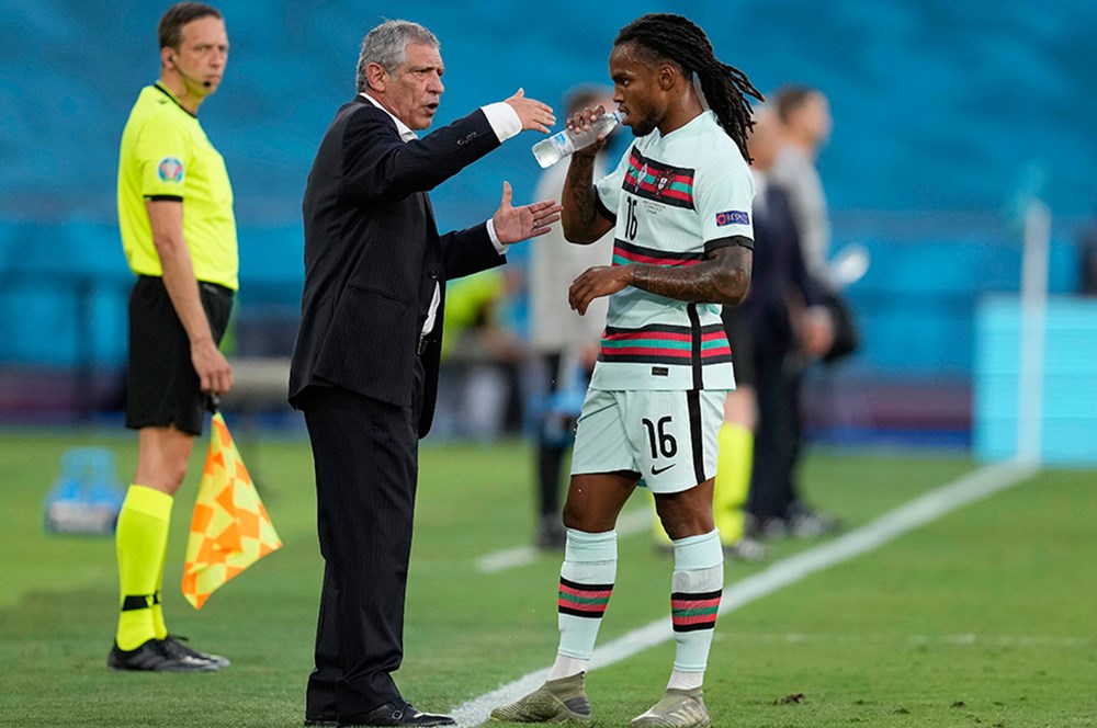 Renato Sanches için Fernando Santos da devreye girdi