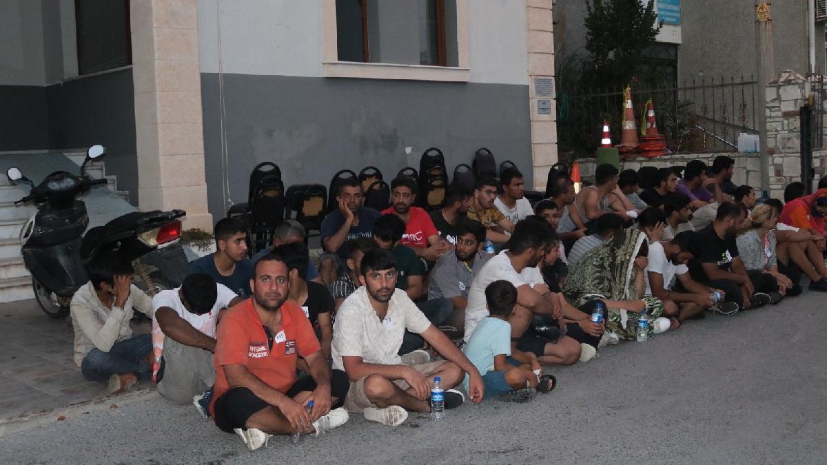 98 kaçak göçmen kurtarıldı