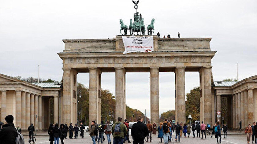 Greenpeace’ten Alman hükümetine karşı eylem!