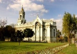 Kilise İçin Saatini Satıyor!