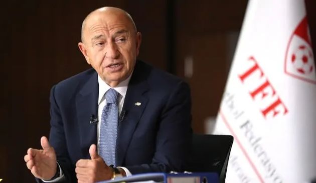 Nihat Özdemir: Başakşehir haklıyken haksız duruma düşer