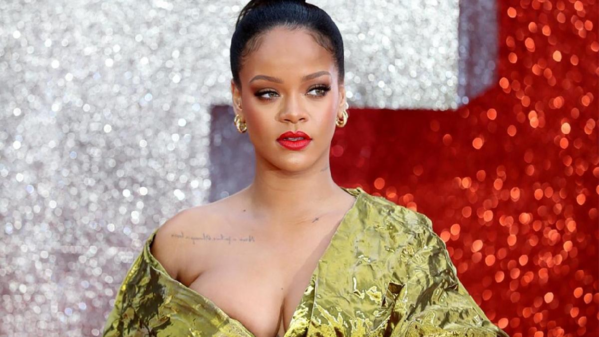 Rihanna bomba gibi dönüyor!
