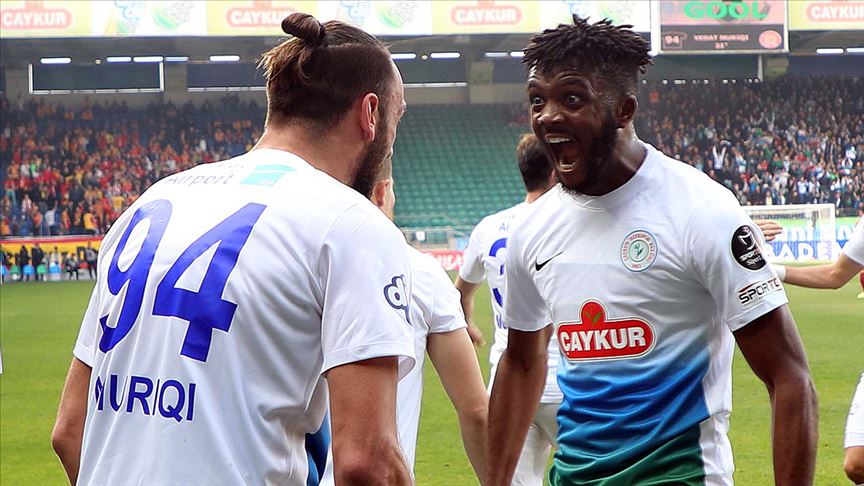 Çaykur Rizespor 3 puanı 3 golle aldı