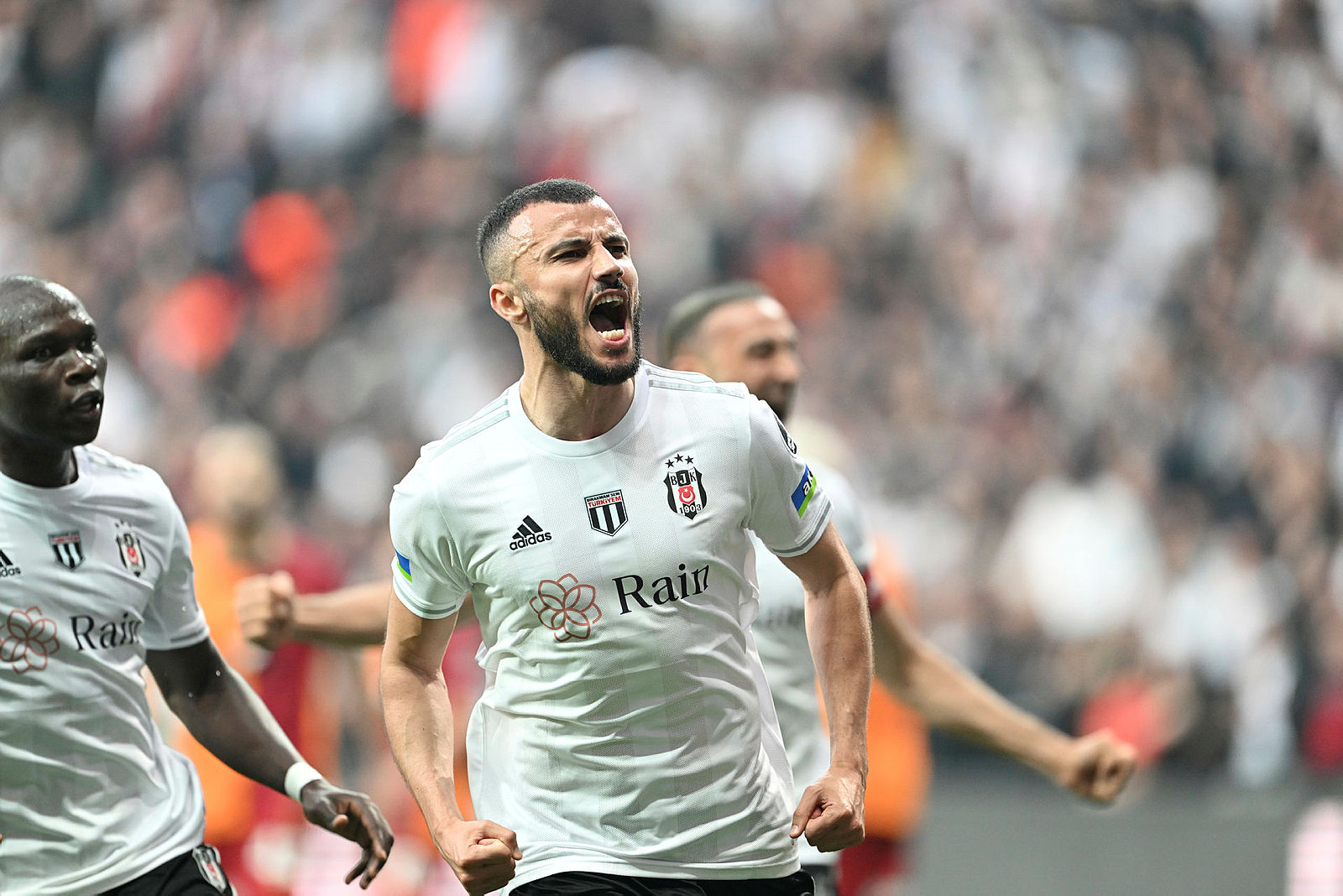 Beşiktaşlı Romain Saiss için Katar dan talip çıktı