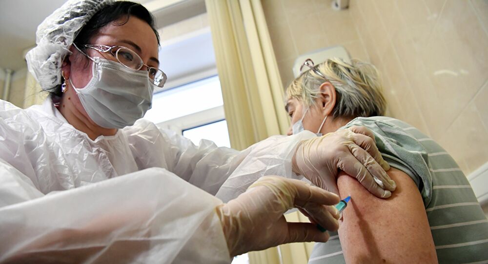 Uzman doktor yanıtladı: Toplumun yüzde 70 i aşılanırsa pandemi biter