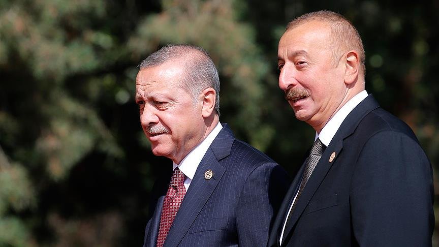 Aliyev den Erdoğan a tebrik