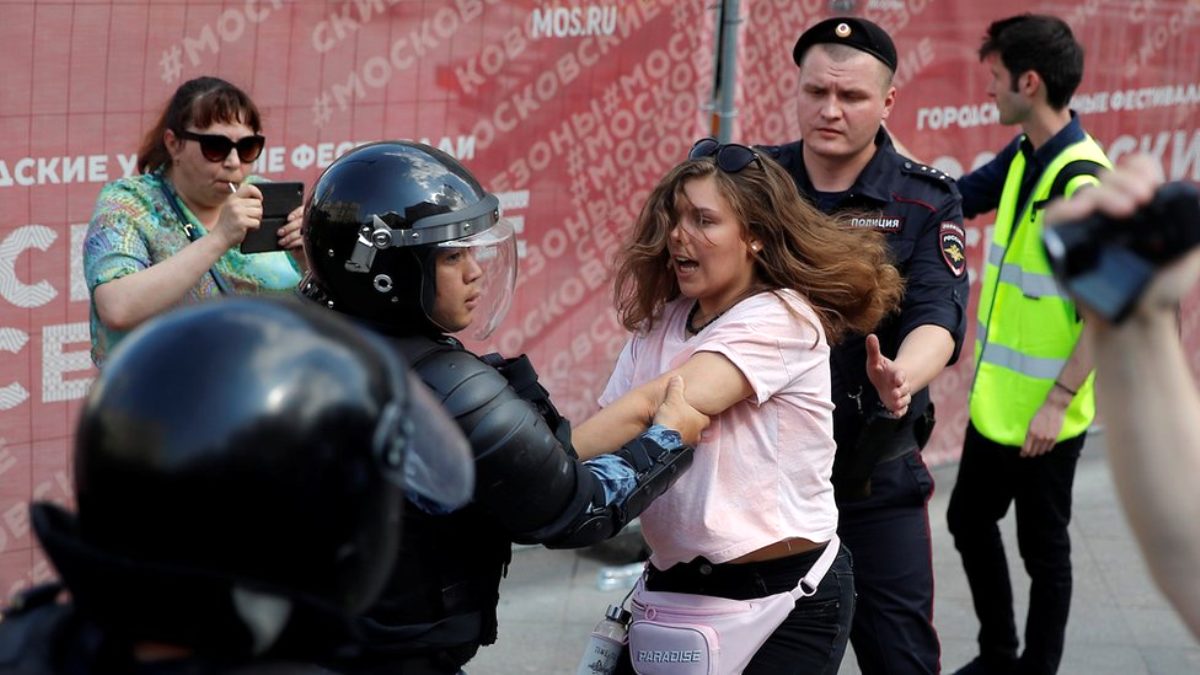 Rusya da polis müdahalesi