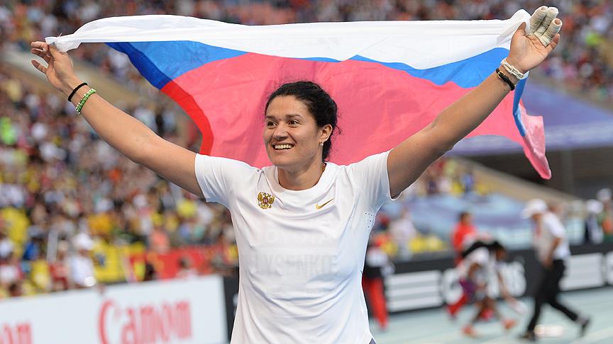Rus sporcuya şok! Altın madalyası geri alındı