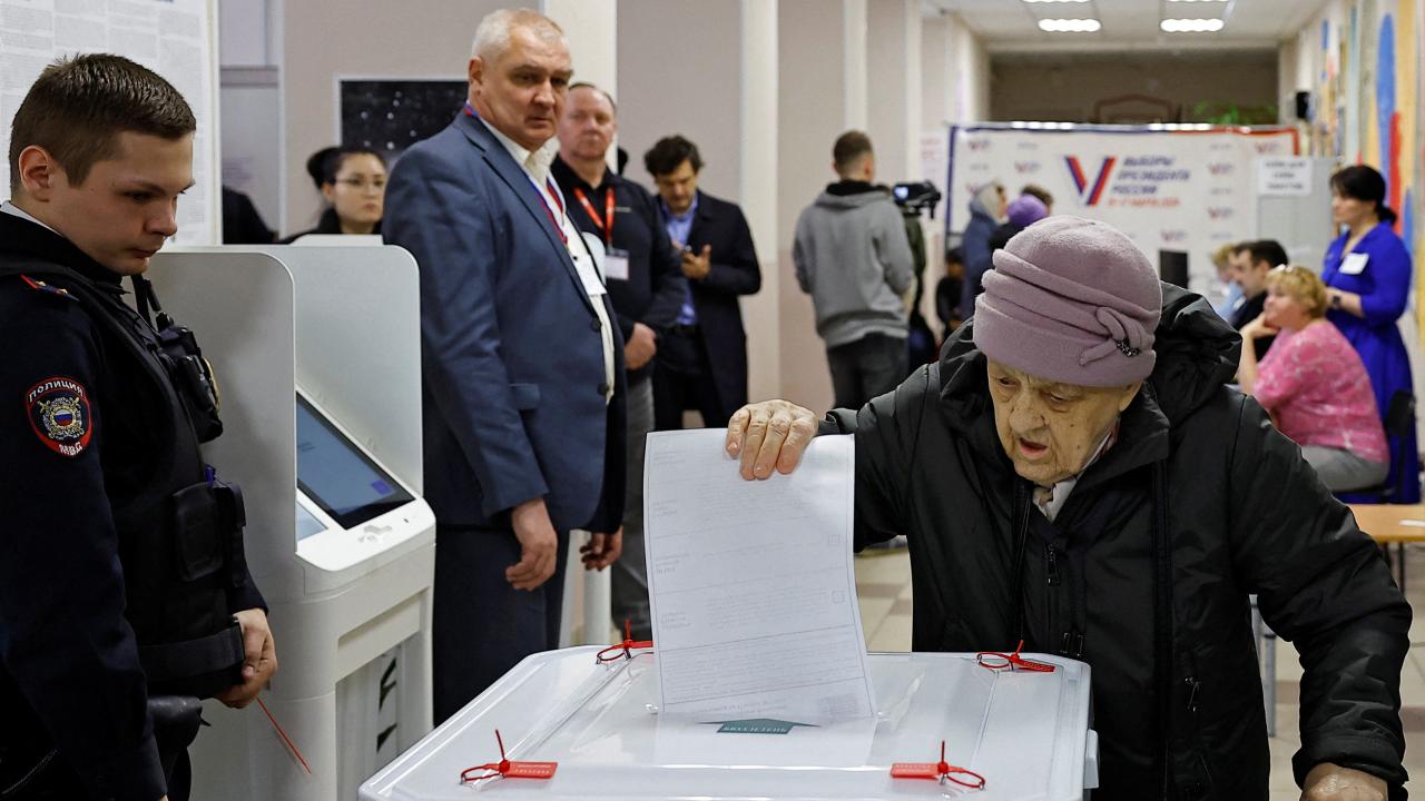 Rusya’da devlet başkanı seçiminde katılım oranı yüzde 50’yi geçti