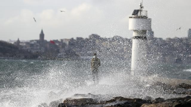 Meteorolojiden denizlerde fırtına uyarısı