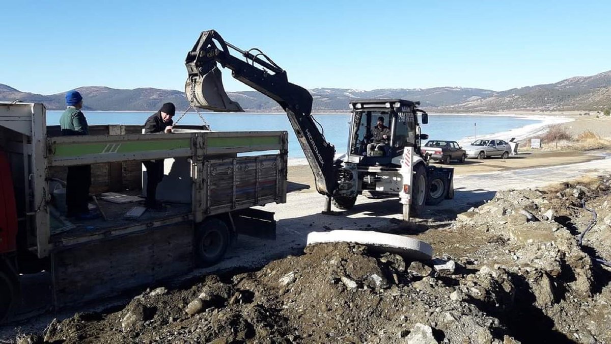 Salda Gölü nde tepki çeken görüntü