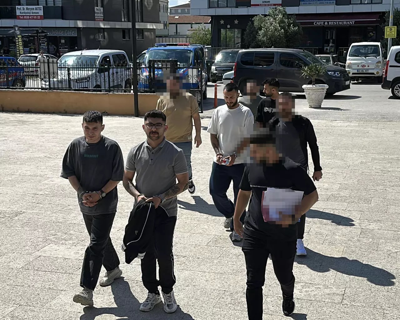 Kaçmaya çalışan FETÖ cüler yakalandı