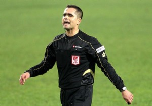 Hüseyin Sabancı hakemliği bıraktı!