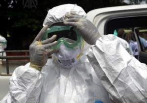 Ebola virüsü Batı Afrika da 10 bin can aldı!
