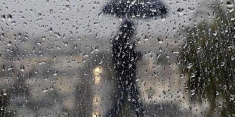 Şiddetli yağış Bursa da hayatı olumsuz etkiledi