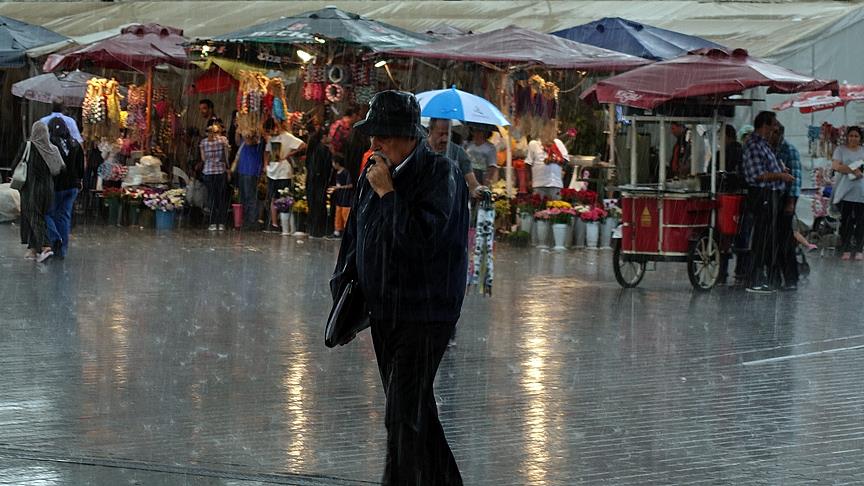 Meteoroloji uyarmıştı; İstanbul da hayat durdu