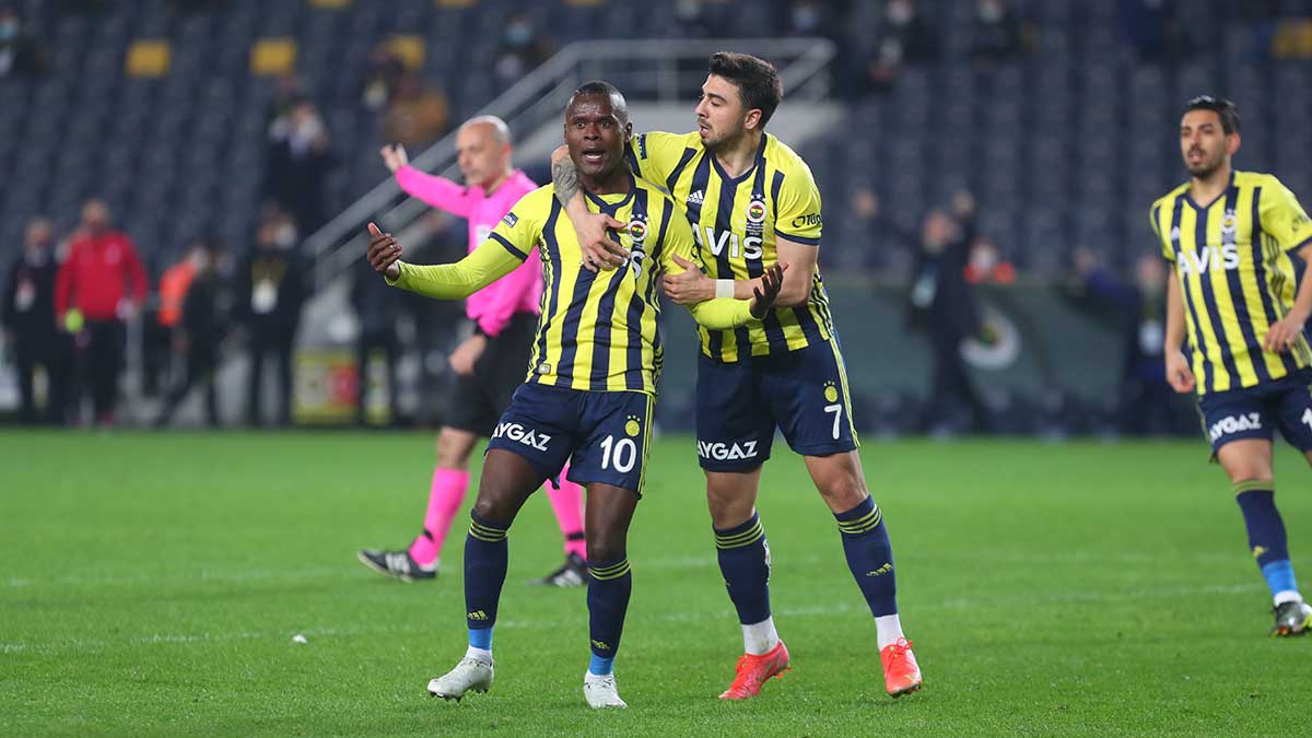 Fenerbahçe ye Samatta müjdesi