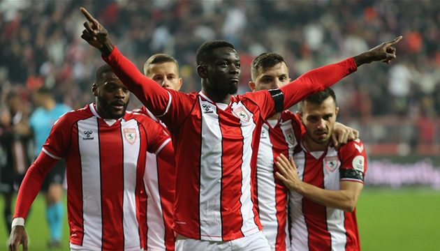 Samsunspor un gözü Avrupa Ligi nde