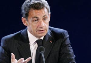 Tartışmaya Sarkozy de Katıldı:
