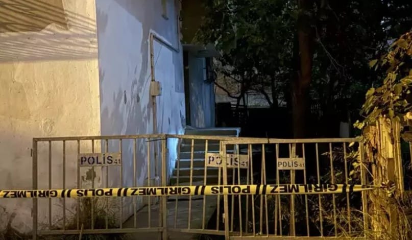 Gebze de iki katlı bina tahliye edildi