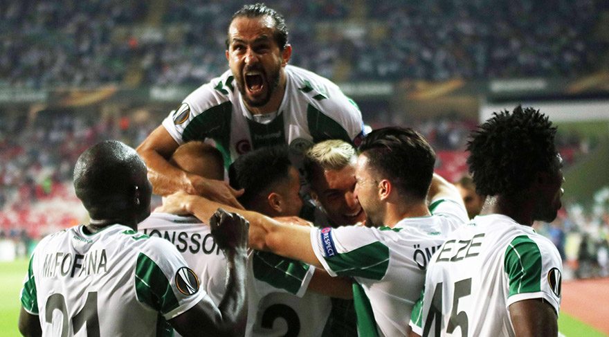 Konyaspor tarihi bir zafere imza attı