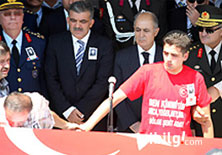 DEVLETİN ZİRVESİNDEN TERÖRE LANET