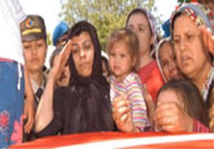 Şehit Eşi: Vatan Sağ Olmasın