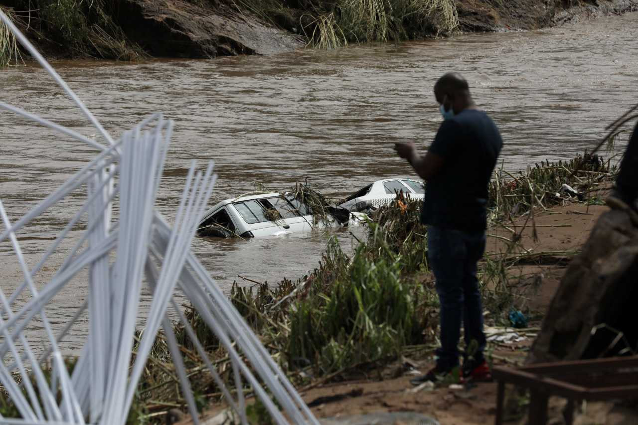 Güney Afrika da sel felaketi: 45 ölü