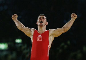 Güreşte Selçuk Çebi Finale Kaldı!