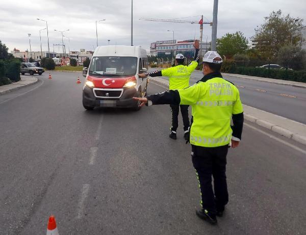 Servisçilerin  ikiz plaka  oyunu!