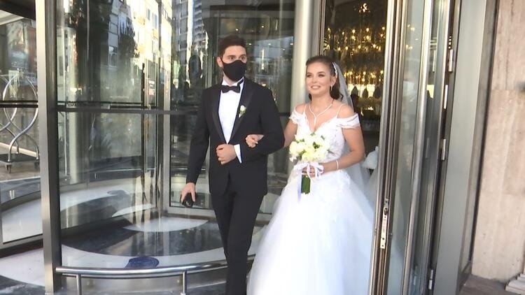 Gizem Güven düğün düşünmüyor!