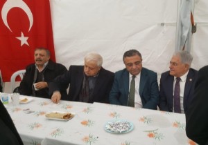 Sezgin Tanrıkulu'ndan taziye ziyareti