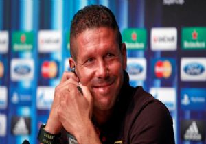 Atletico Simeone yi Bırakmıyor!