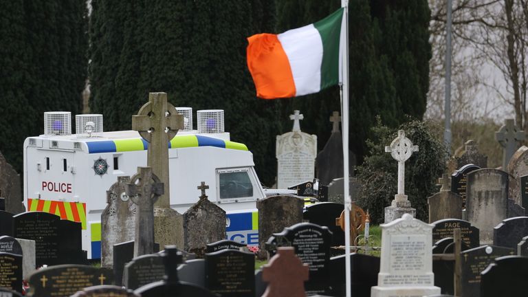 Biden’ın Kuzey İrlanda ziyareti öncesi polis 4 adet boru tipi bomba buldu
