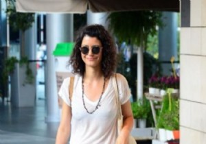 Beren Saat'ten mutluluk paylaşımı
